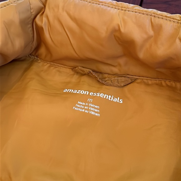 Amazon Essentials NWOT Men's Packable Lightweight Water-Resistant Puffer Jacket - Picture 8 of 16